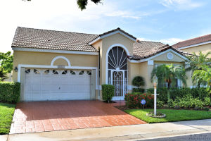House at 1052 Siena Oaks Cir Palm Beach Gardens