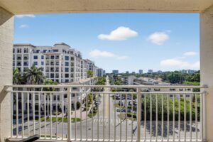 99 SE Mizner